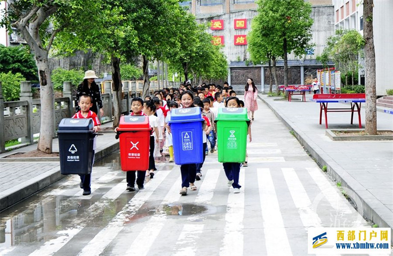 重庆云阳:爱护生态环境建设美丽家园(图1) 重庆云阳:爱护生态环境建设美丽家园(图1)