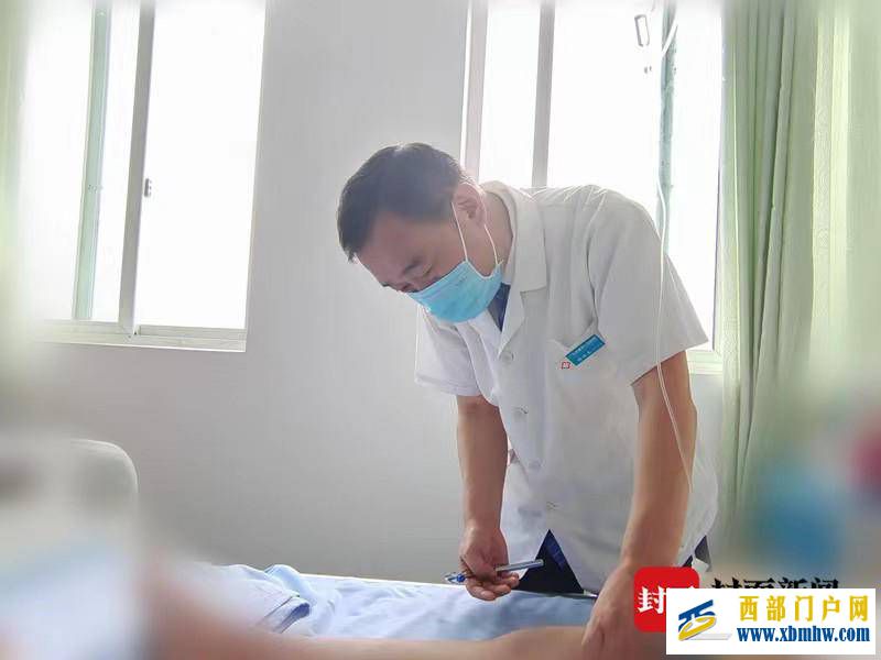 四川广元五旬医生心系患者当起义务送药员3年寄送药品3000多单(图1) 四川广元五旬医生心系患者当起义务送药员3年寄送药品3000多单(图1)