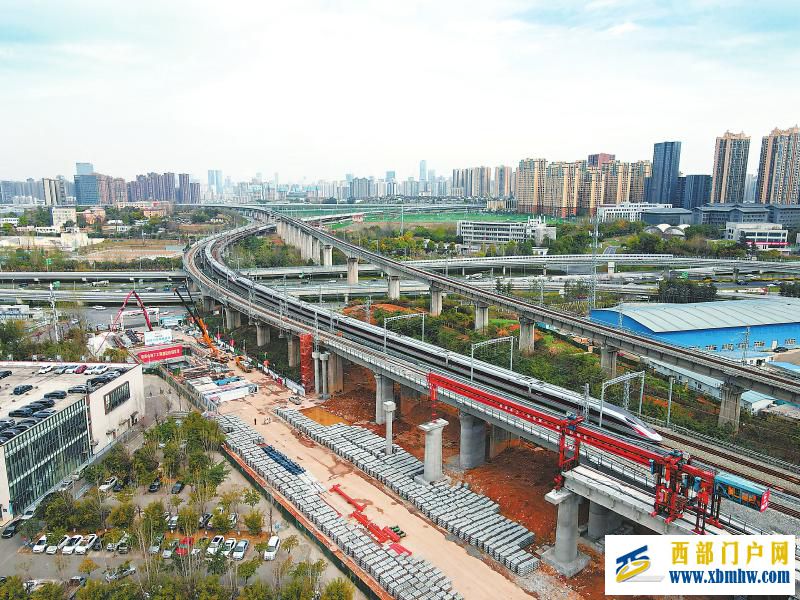 成自宜高铁全线桥梁架设完成(图1) 成自宜高铁全线桥梁架设完成(图1)