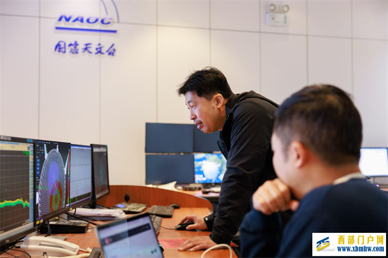 极目星空 步履不停——“中国天眼”为世界天文提供“中国智慧”(图9) 极目星空 步履不停——“中国天眼”为世界天文提供“中国智慧”(图9)