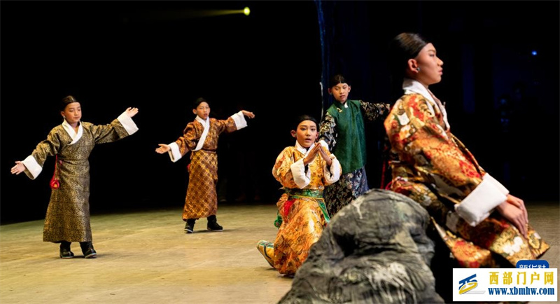 走进藏北那曲的“牧人宝库”茶馆(图2)