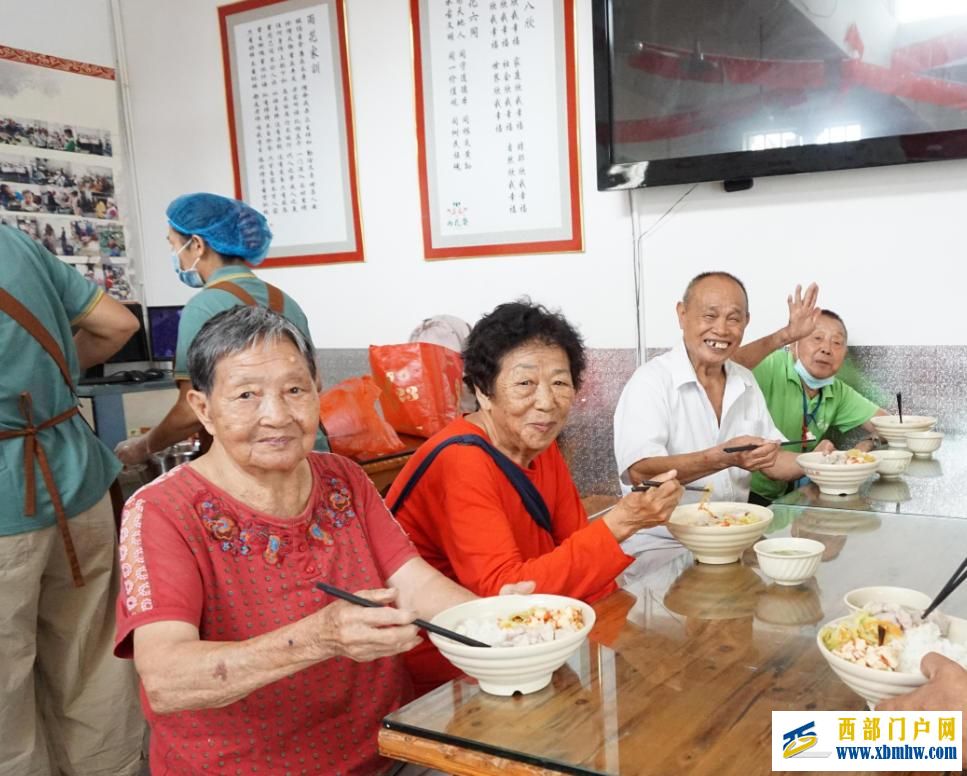 云南：织密幸福保障网 托起最美夕阳红(图1)