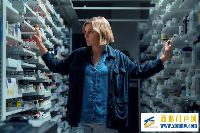 《绝命毒师》主创操刀，是“高开低走”还是“神剧诞生”？(图2)