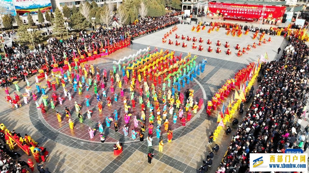 甘肃多地社火闹新春(图1) 甘肃多地社火闹新春(图1)