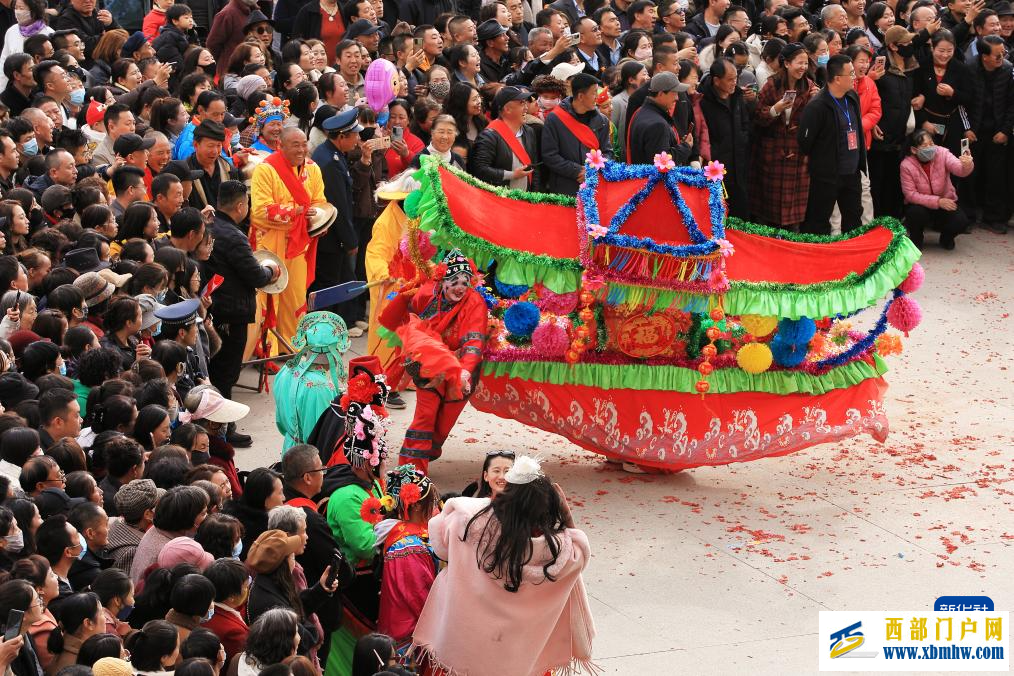 甘肃多地社火闹新春(图7) 甘肃多地社火闹新春(图7)