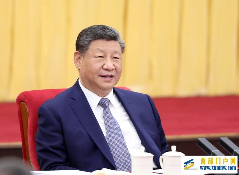 习近平看望参加政协会议的农工党九三学社医药卫生界社会福利和社会保障界委员(图5)